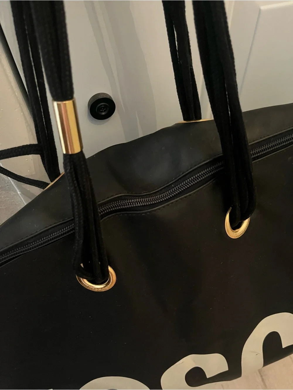 Moschino Vintage Black and White Logo Travel/Beach Bag - Picture 5 of 9